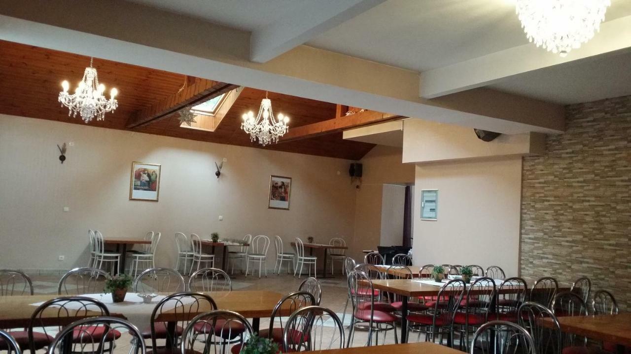 Gosciniec Ella Lipniki Homestay *